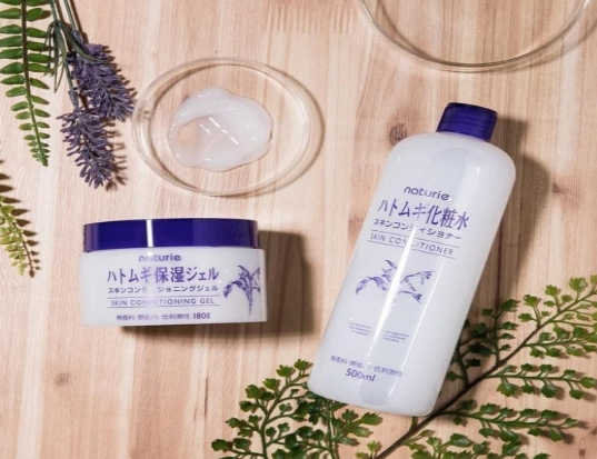 Kem Dưỡng Ẩm Naturie Skin Conditioning Gel Có Tốt Không?