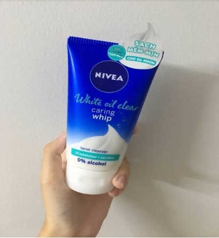 Sữa rửa mặt nivea