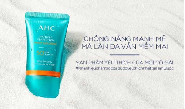 Kem chống nắng AHC