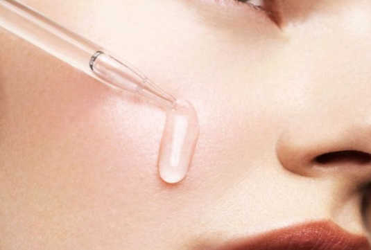 Sử Dụng Serum Tái Tạo Da Thế Nào Cho Hiệu Quả?